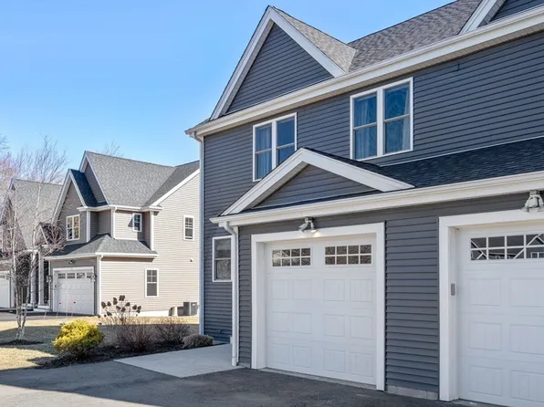 17 Torrey Ln #17, Holden, MA 01520