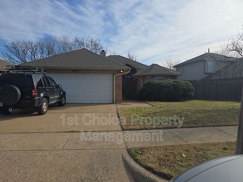 1st image of 2095 Bronco Ln
