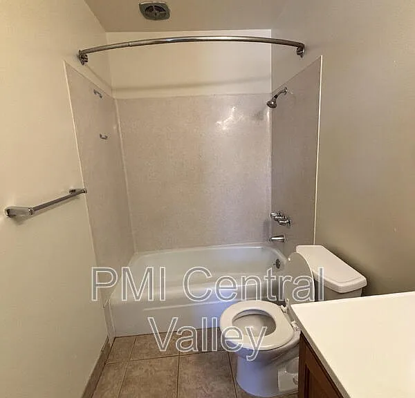 3436 Dwight Way #6 — Photo 14