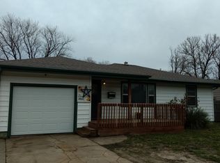 1839 Roach St, Salina, KS 67401