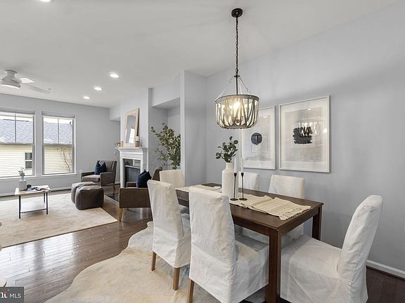 5th image of 3037 Jacobs Garden Ln