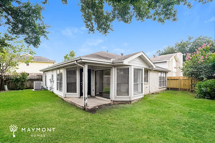 3131 Ashford Bend Dr — Photo 13