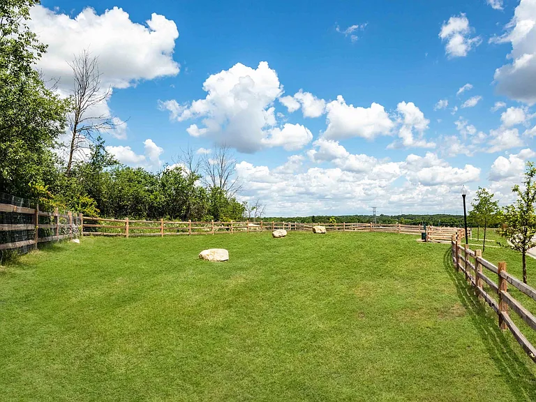 Highland Ridge — Photo 30
