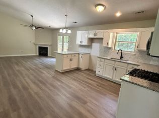 1300 Sandstone Dr, Jeffersonville, IN 47130