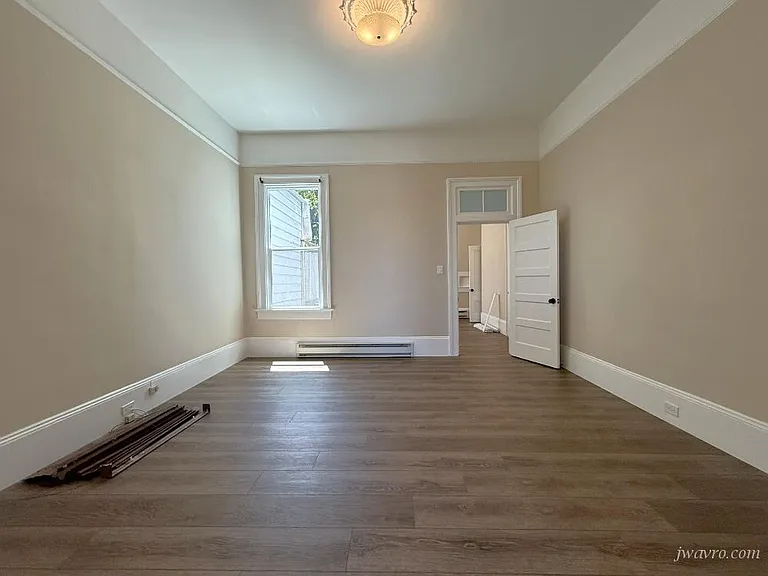 60 Mirabel Ave — Photo 5