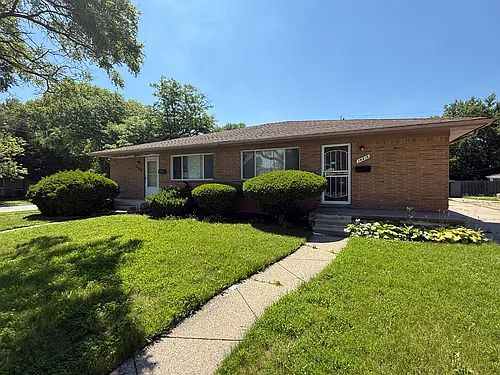 14215 W Nine Mile Rd #14215 Photo 1