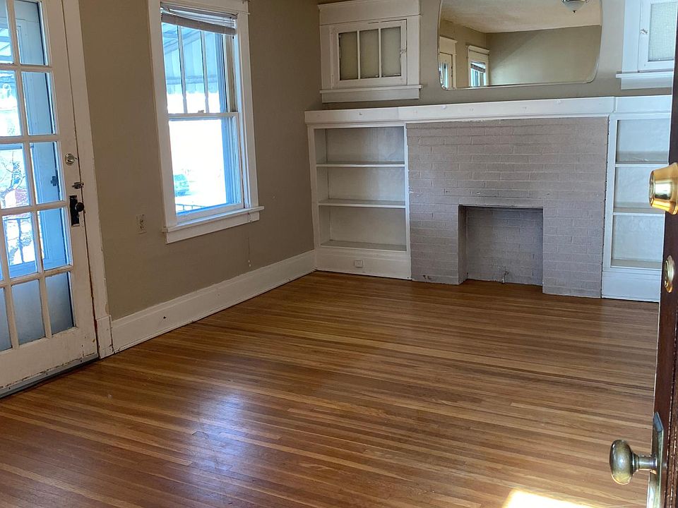 Living room - current state.