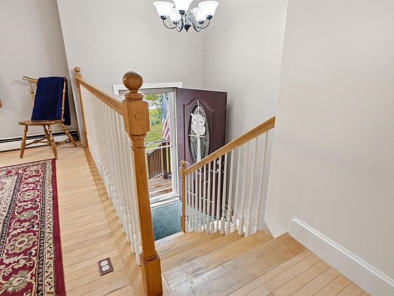 3rd image of 6 Birch Court
