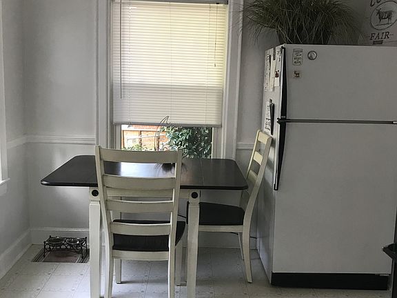 4th image of 2623 Avenel Ave SW
