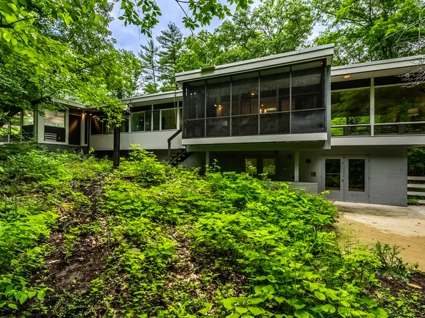 5350 Cheviot Pl, Indianapolis, IN 46226