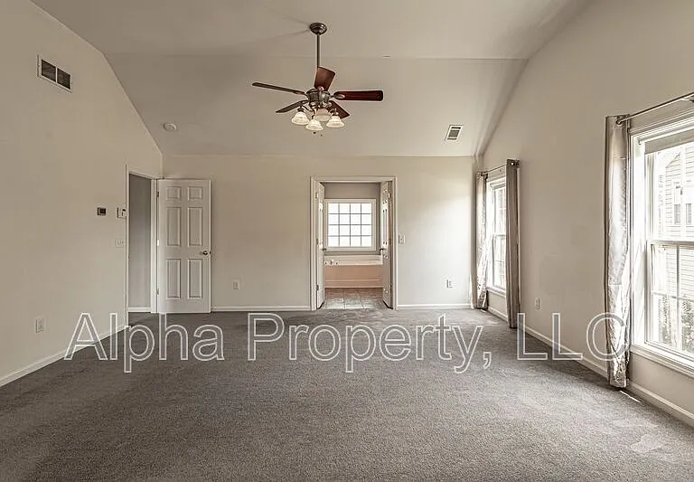 504 Collingsworth Ln — Photo 15