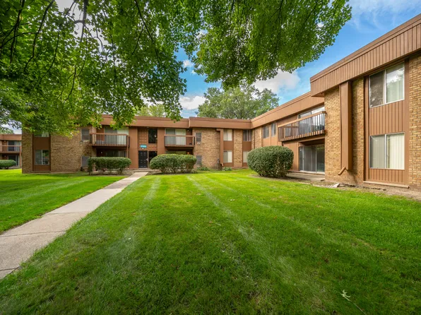Westwood Village Apartments, 37830 Westwood Cir #510-204, Westland, MI 48185