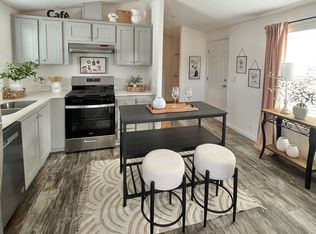 121 Hedy Ln, Davis, CA 95618