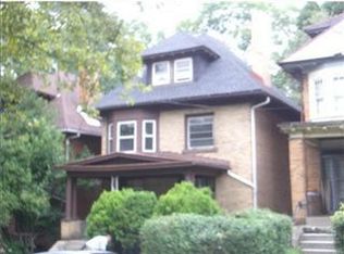5827 Nicholson St, Pittsburgh, PA 15217