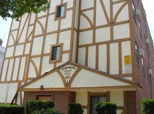 112 Langdon St APT I, Madison, WI 53703