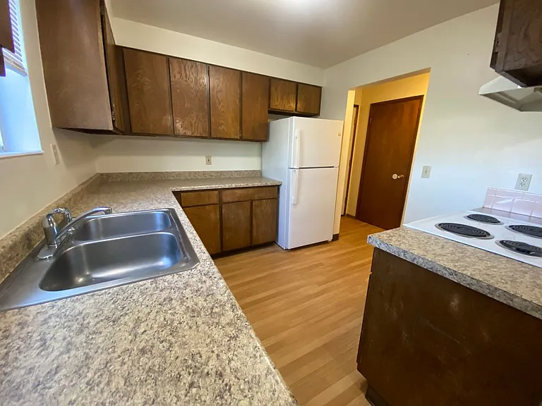 Terrace Manor Apartments — Photo 11