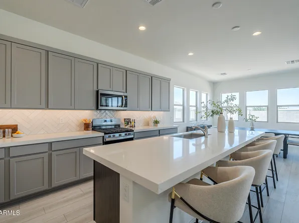 35508 N TIN Court, San Tan Valley, AZ 85144