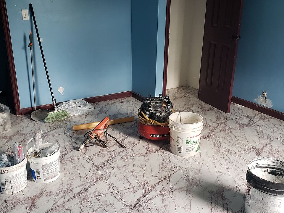 2nd image of 13248 Booth Memorial Ave Floor 2