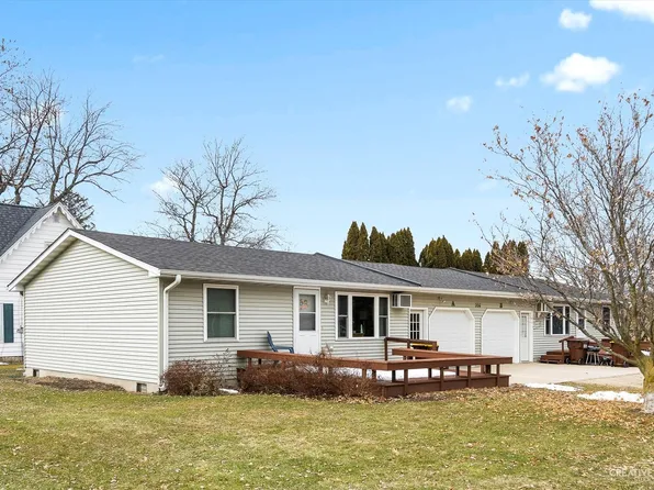 356 Wyoming Ave, Paw Paw, IL 61353