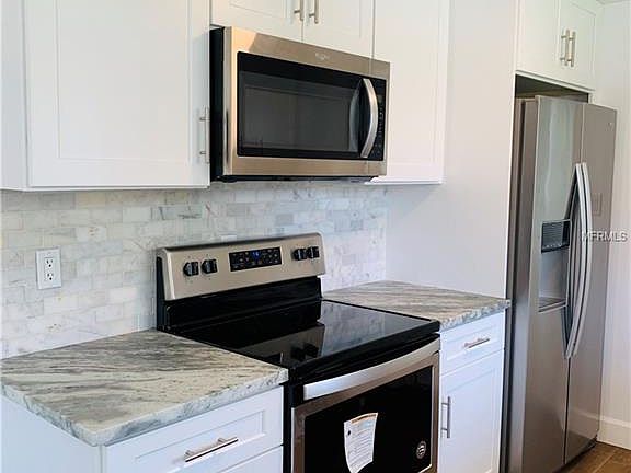 3rd image of 5012 Seville Dr