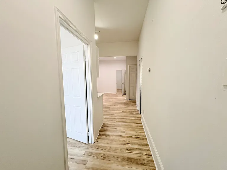 1904 Fairmount Ave #1 — Photo 13