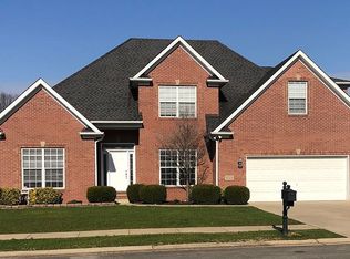 1755 Kenilwood Way, Bowling Green, KY