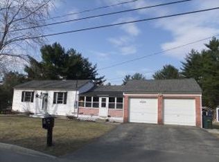 48 Bryant Rd, Manchester, NH 03109