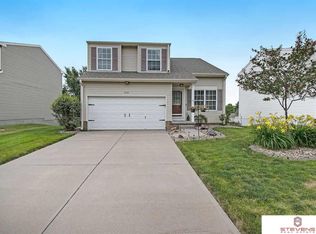 16515 Burdette St, Omaha, NE 68116