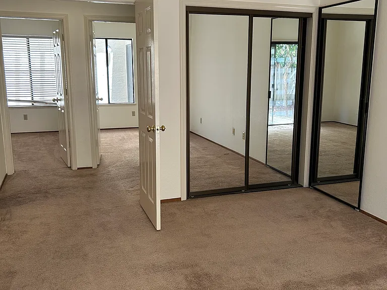1895 Bayo Claros Cir — Photo 10