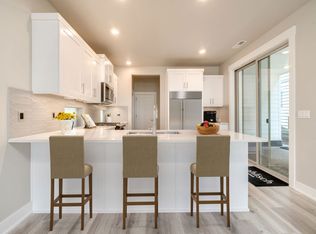 6547 SE McInnis St, Hillsboro, OR 97123