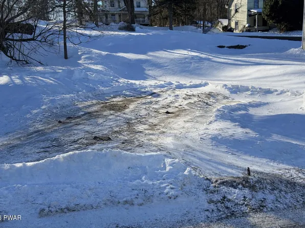 Church St, Hawley, PA 18428