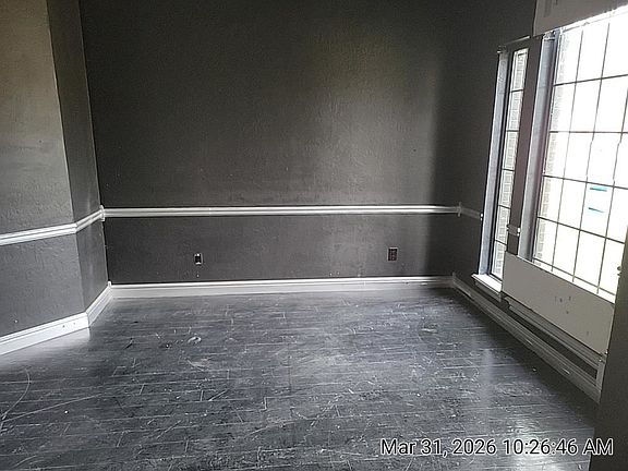 2nd image of 7614 NW Castlerock Pl
