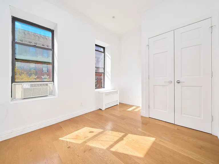 321 E 78th St #3B — Photo 5