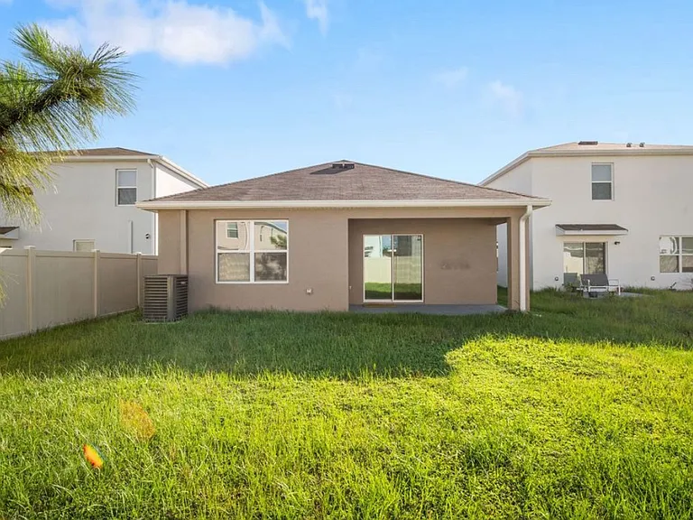 35694 Sunflower Hill Dr — Photo 9