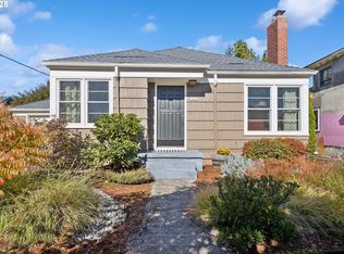 5221 SE Long St, Portland, OR 97206