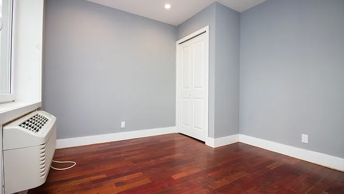 Rented by Nooklyn NYC LLC | media 32