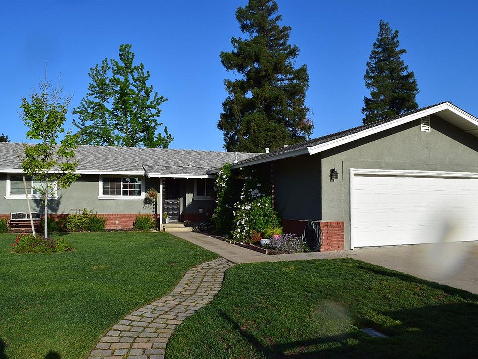 2nd image of 3113 Liquidamber Dr