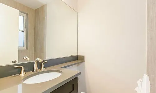 511 W Belmont Ave #46 — Photo 8