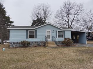 124 Rosewood Dr, Gardner, MA 01440