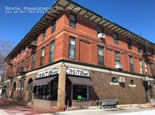 1132 SW Western Ave APT 24, Topeka, KS 66604