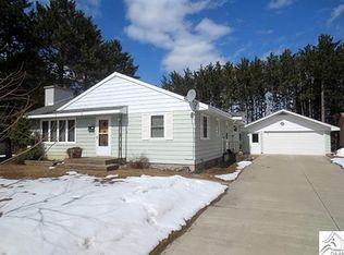 25 E Beacon Hill Rd, Ely, MN 55731