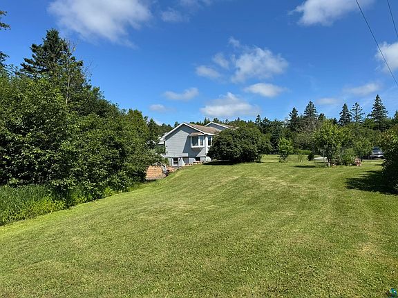3rd image of 1317 Shoreview Rd