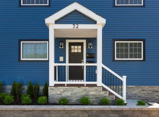 32 Hanson St #1A, Somerville, MA 02143