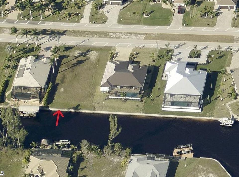2nd image of 1809 Old Burnt Store Rd N