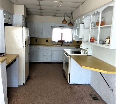 2nd image of 3 Eberenz St