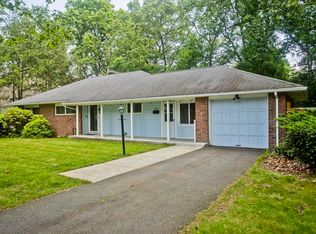 115 Carnavon Cir, Springfield, MA 01109