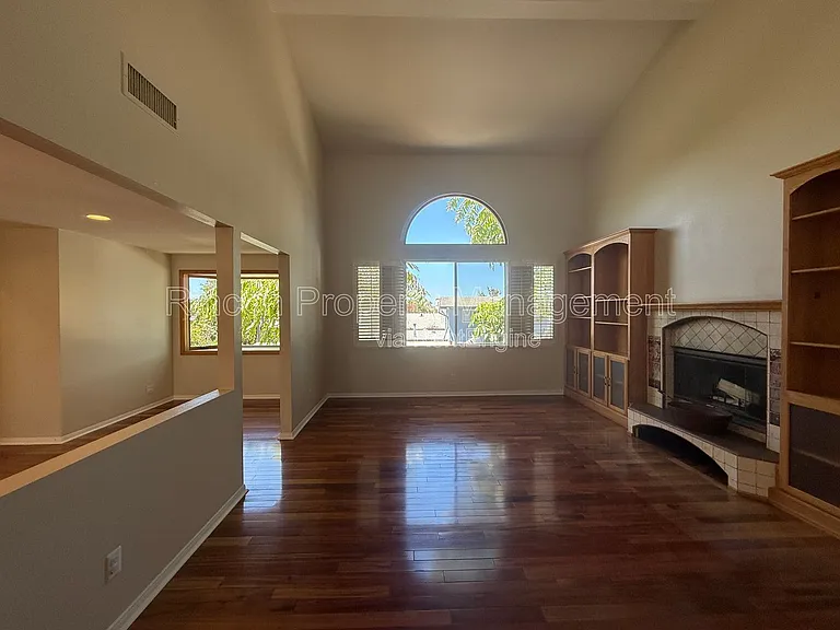 2462 Pierpont Blvd — Photo 7