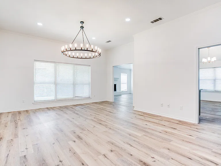 224 Blossom Ln — Photo 18