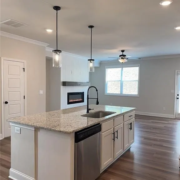4695 Cypress Park Dr — Photo 8