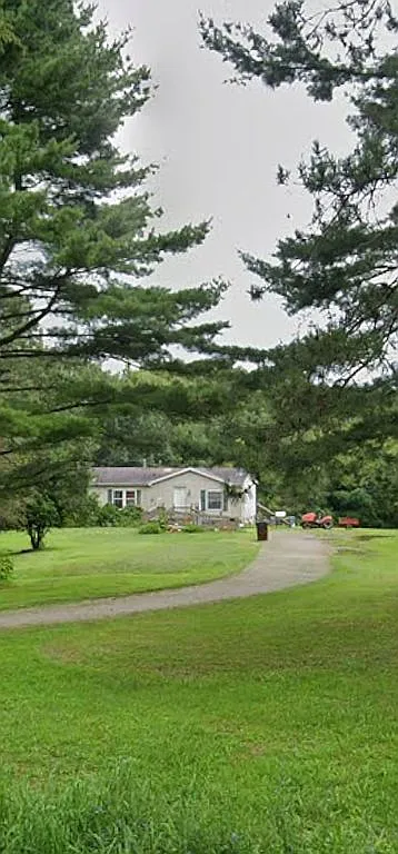 9999 Onondaga Rd photo 1